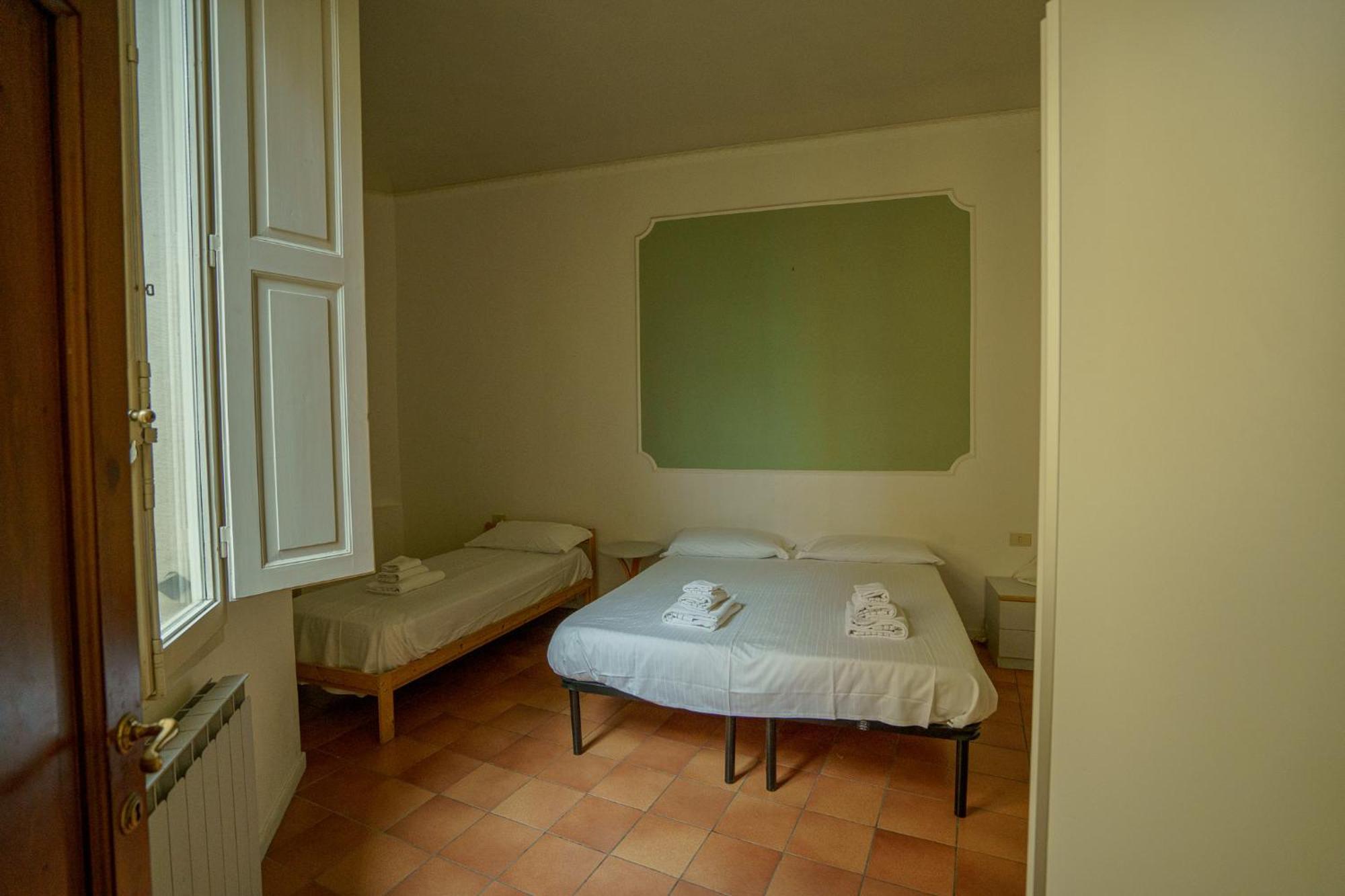 Tranquil Suite Near Museums And Train Station Florence Exterior photo