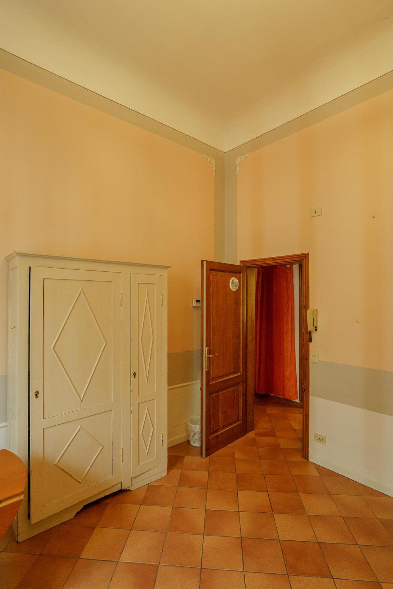 Tranquil Suite Near Museums And Train Station Florence Exterior photo
